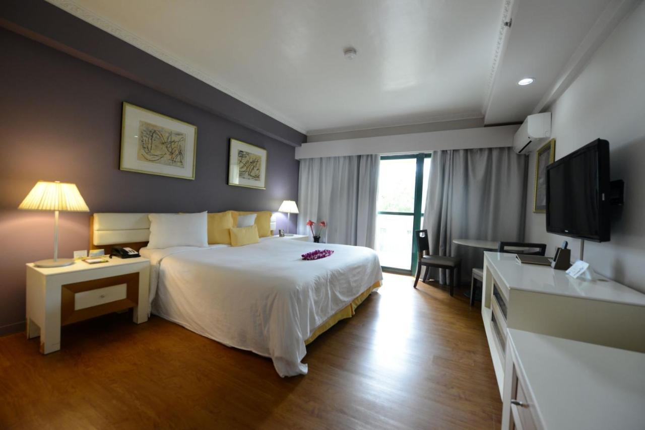 Days Inn Guam - Tamuning Esterno foto