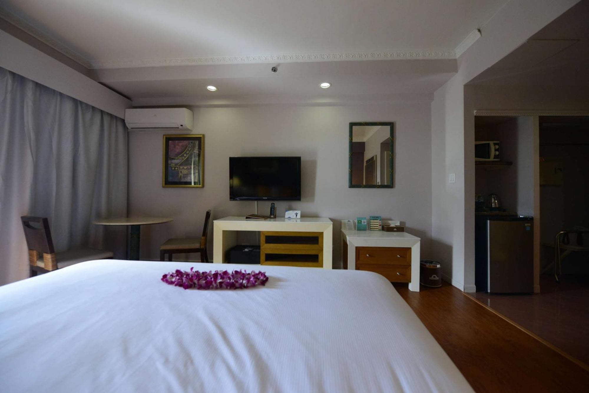 Days Inn Guam - Tamuning Esterno foto