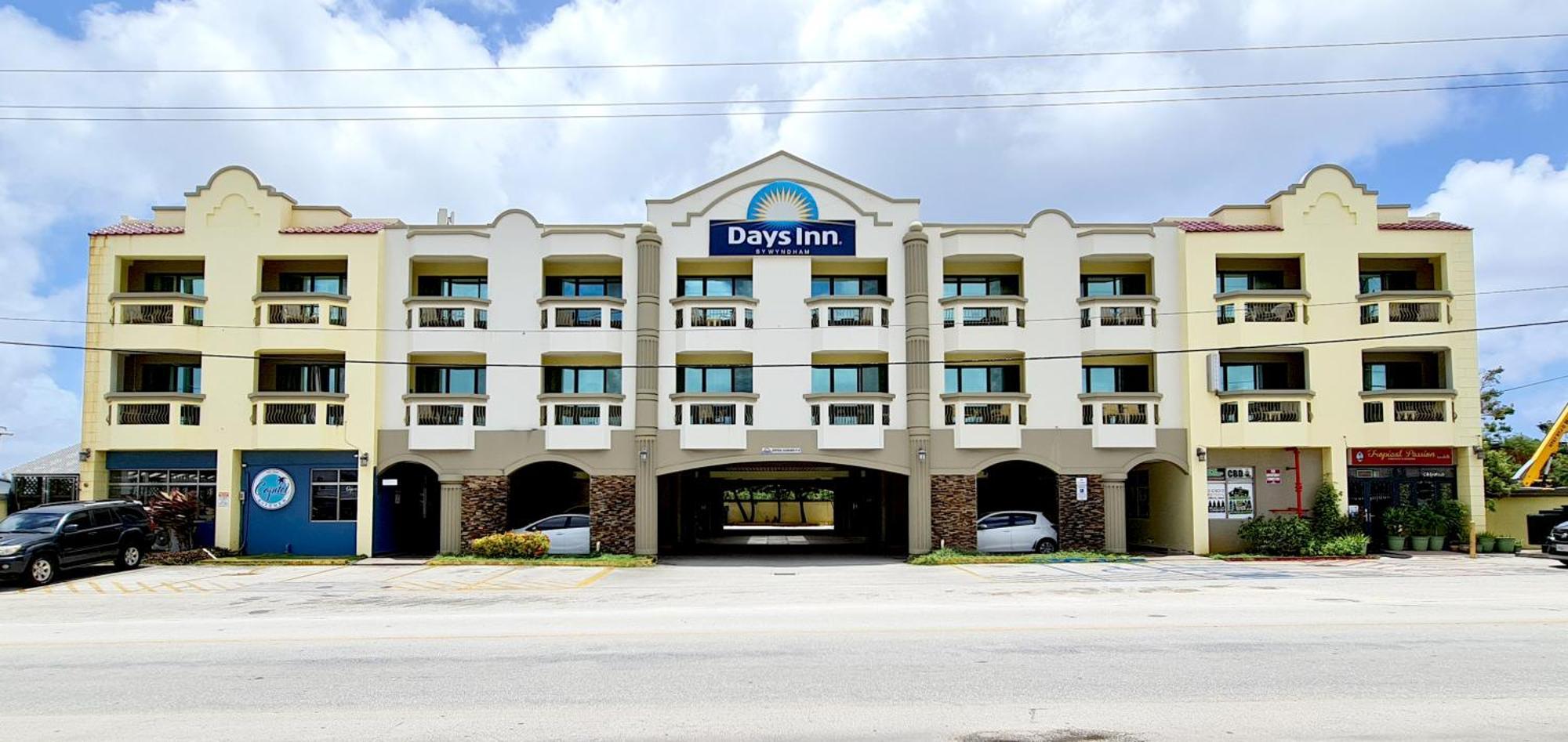 Days Inn Guam - Tamuning Esterno foto