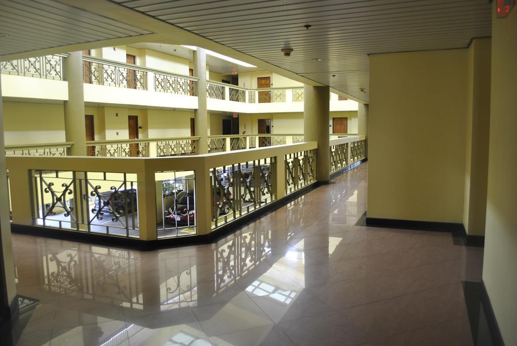 Days Inn Guam - Tamuning Esterno foto